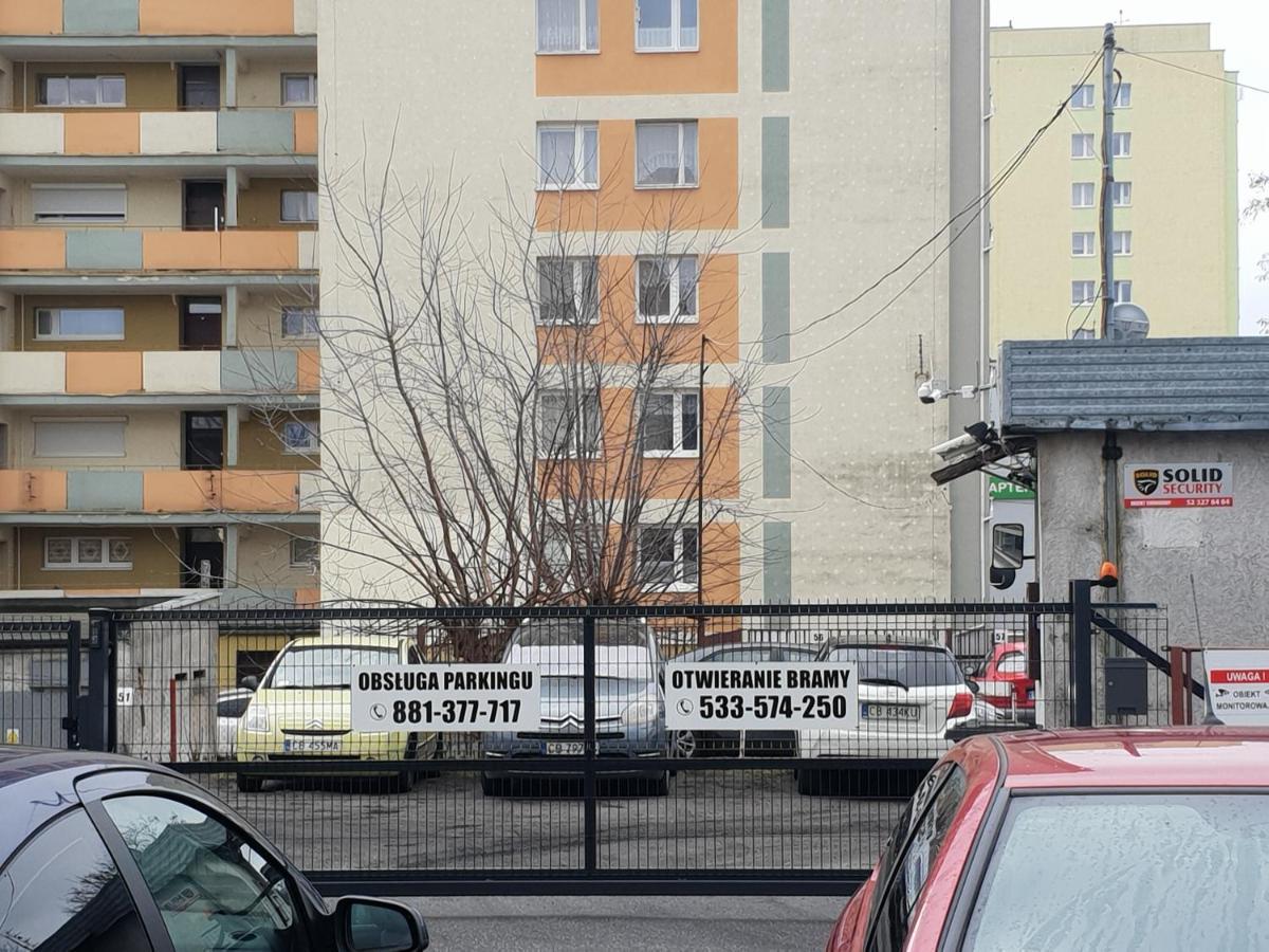 Apartament Dwupokojowy Trzynastka - Strzezony Parking Appartamento *